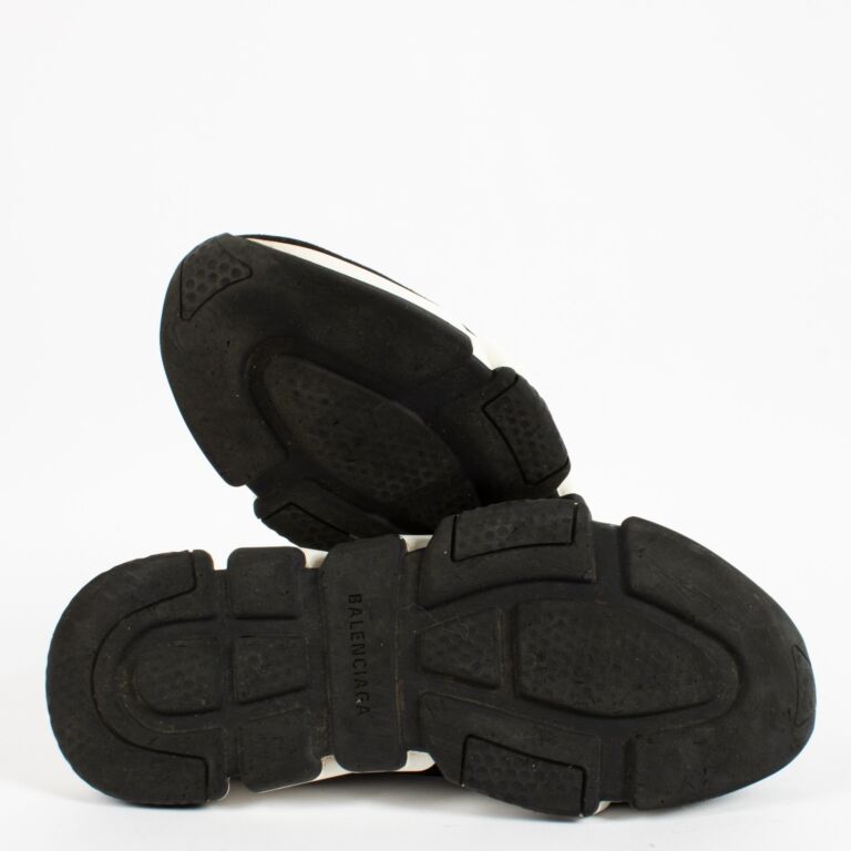 Balenciaga All Over Logo Speed Sneakers ○ Labellov ○ Buy