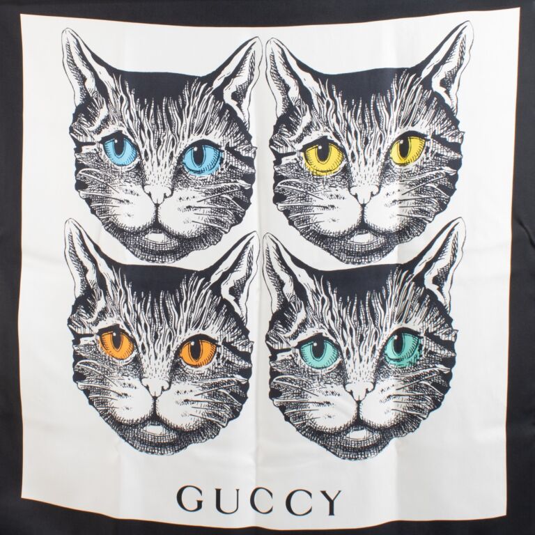 Gucci Black Silk Mystic Cat Carré Scarf ○ Labellov ○ Buy and