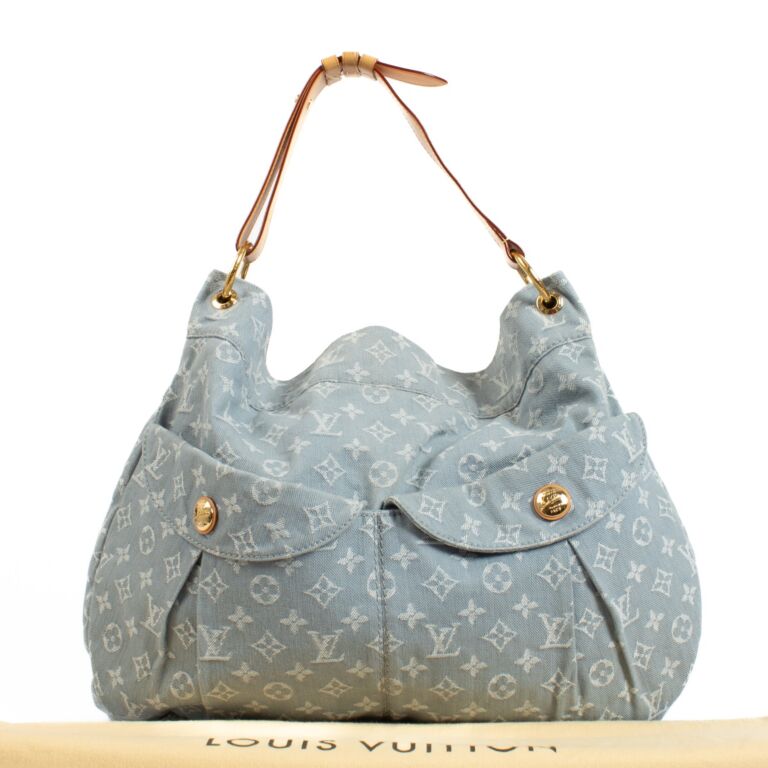 Louis vuitton denim hobo bag top