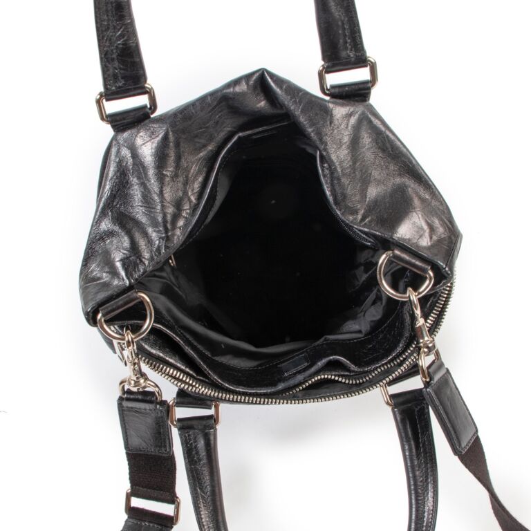 Dolce & Gabbana Shiny Black Leather Shoulder Bag ○ Labellov