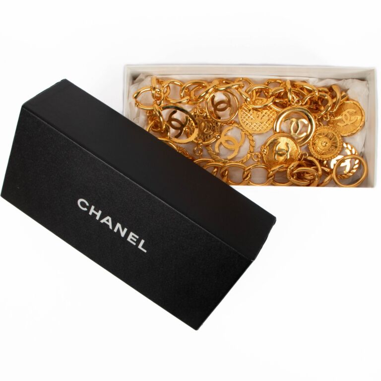 Chanel 93P Gold Charm Belt Necklace Labellov Buy and Sell