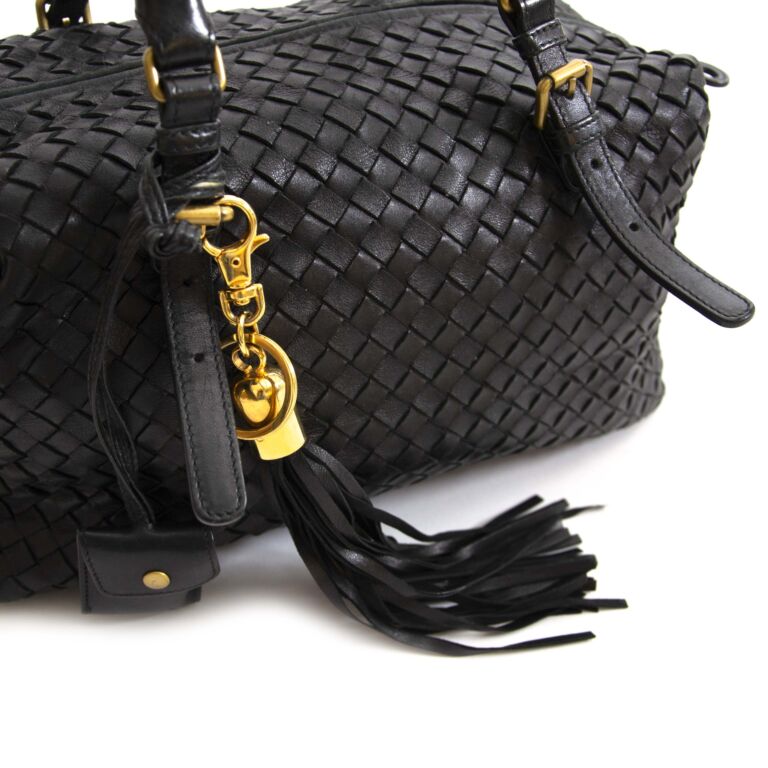 Bottega veneta nero intrecciato nappa bag hot sale