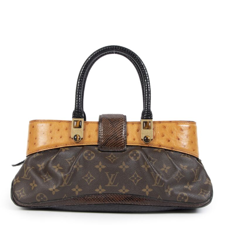 LOUIS VUITTON ミッツァ LV x TM Pochette Accessoires Monogram - Women - Small