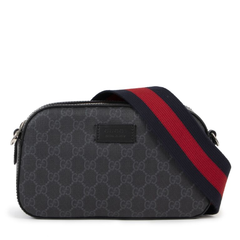 Supreme black online crossbody bag