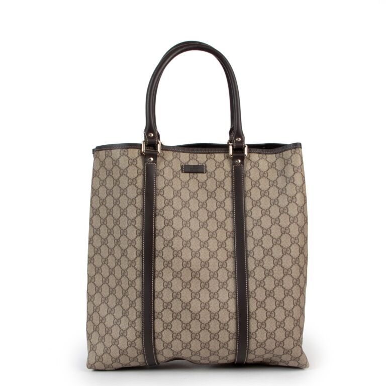 Gucci tote sales gg supreme