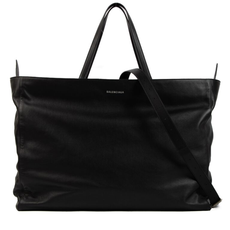Balenciaga Passenger XL Carryall Leather Travel Bag Labellov
