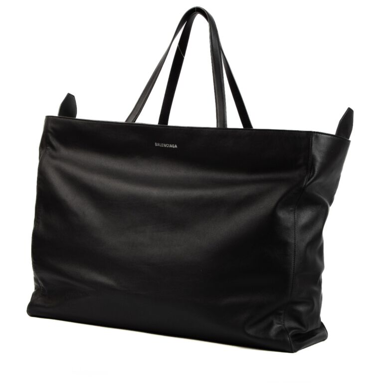 Balenciaga everyday tote outlet sale