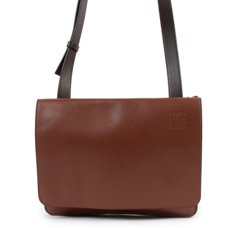 Loewe gusset flat clearance crossbody bag