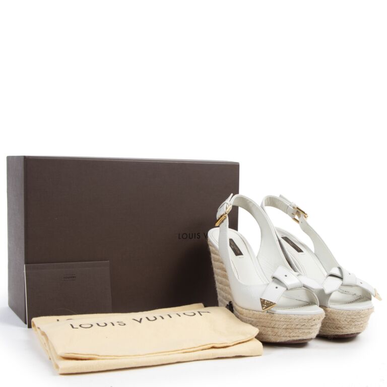 Louis Vuitton Beige Vachetta Leather Espadrille Wedge Sandals Size 38 at  1stDibs
