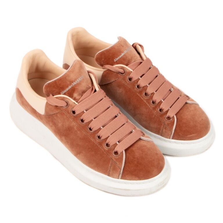 Alexander mcqueen pink suede sales sneakers