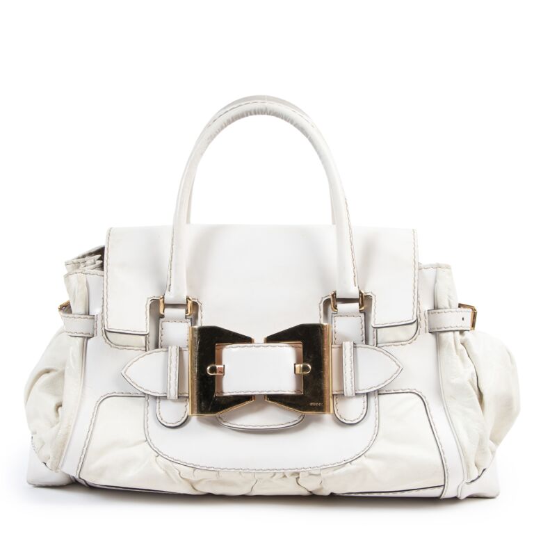 Gucci sales bag buckle