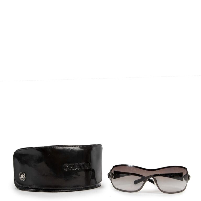 Chanel Crystal CC Camellia Vintage Sunglasses ○ Labellov ○ Buy