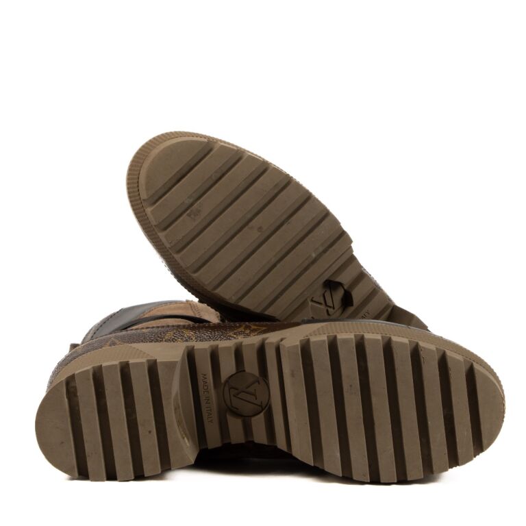 Louis vuitton discount desert boots beige
