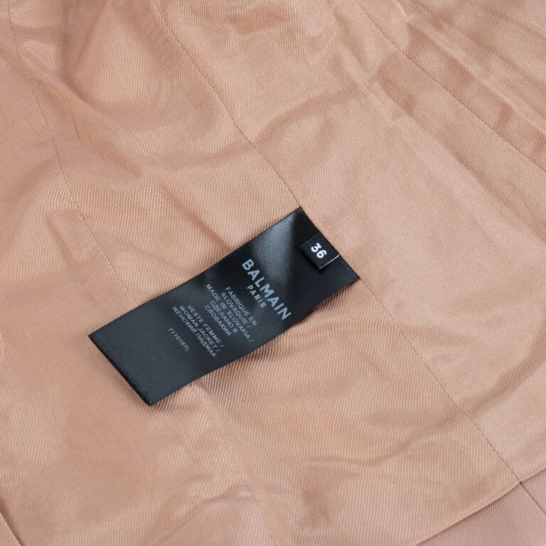 BALMAIN PARIS ラムレザージャケット　ピンクベージュ　未使用に近い BALMAIN PARIS ラムレザージャケット ピンクベージュ 未使用に