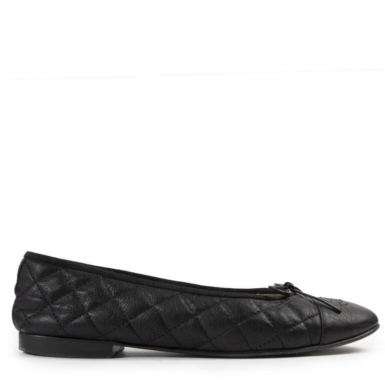 Chanel Black Quilted Ballerina Flats size 38.5 Labellov