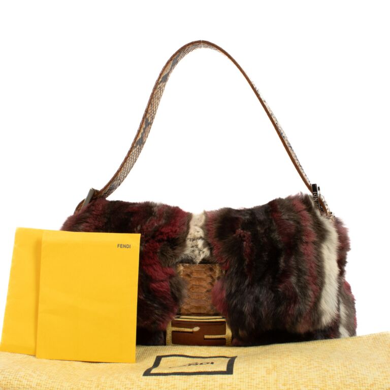 Fendi Burgundy Rabbit Fur Baguette Bag ○ Labellov ○ Buy