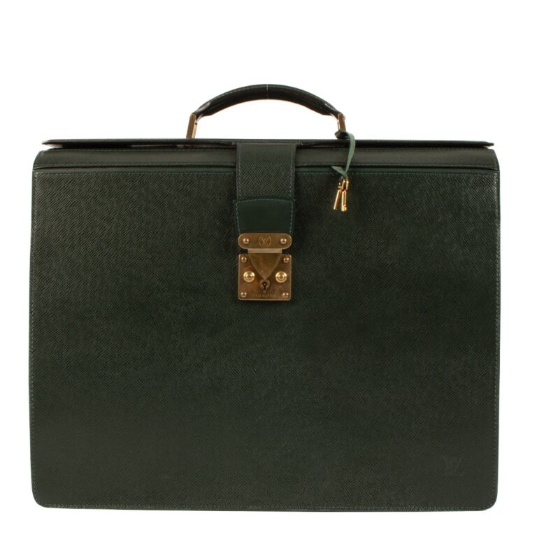 Louis vuitton taiga briefcase outlet