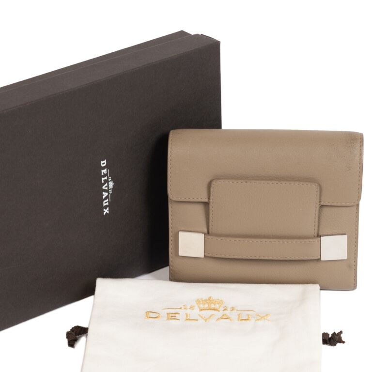 Madame wallets online hotsell