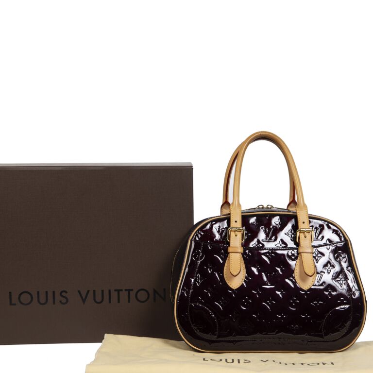 Louis Vuitton Summit Drive Monogram Amarante Vernis ○ Labellov