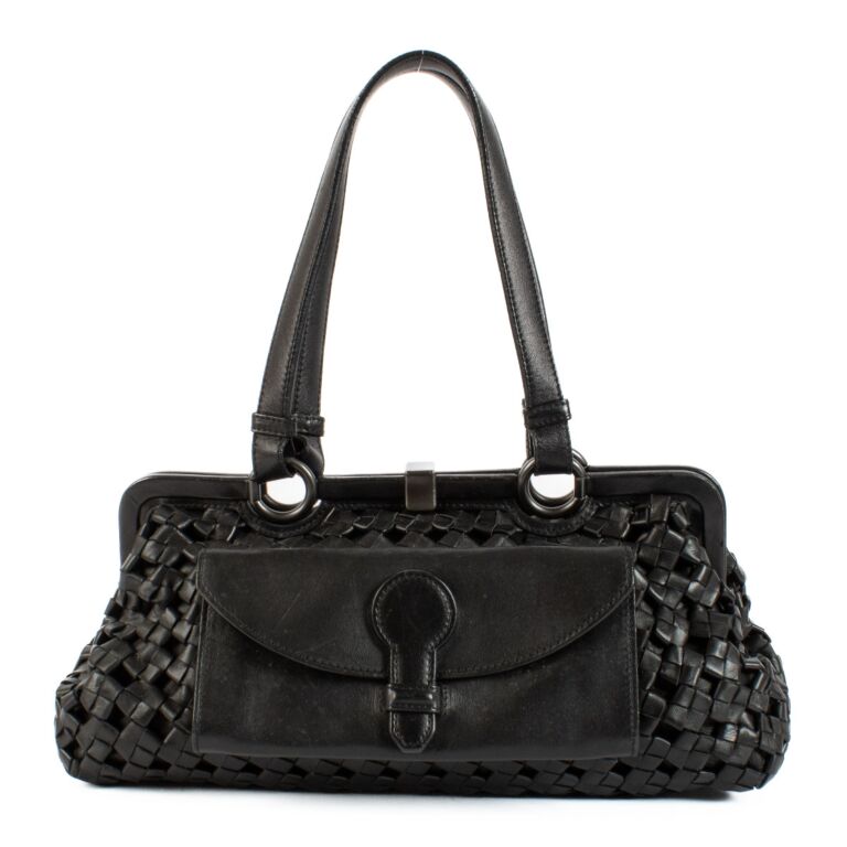 Bottega veneta black woven leather bag shop
