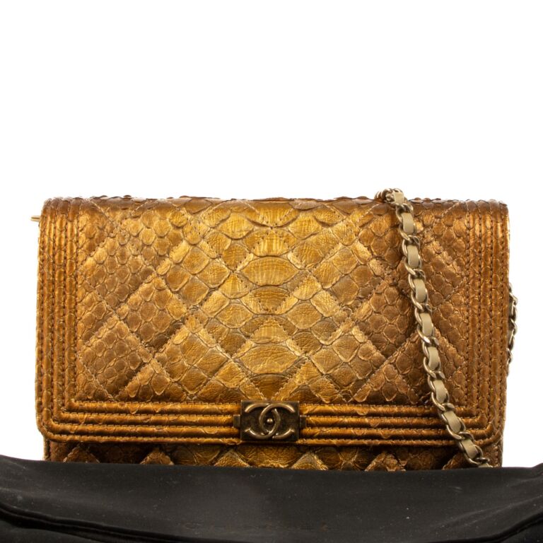 Gold wallet on 2025 chain