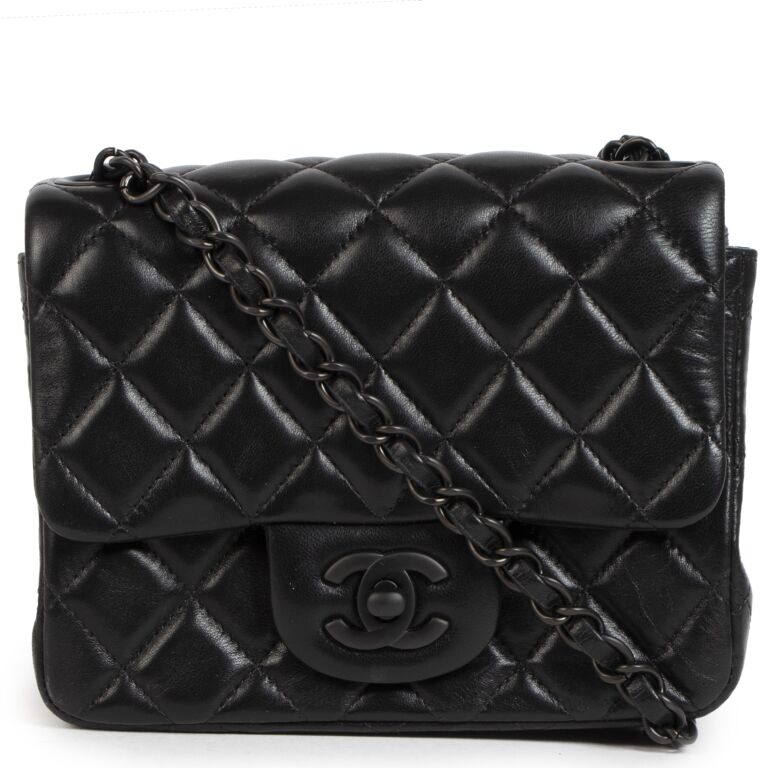 Chanel so black mini discount
