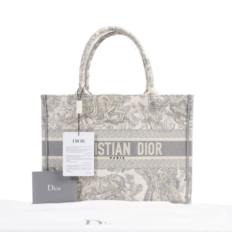 Dior book tote tiger clearance
