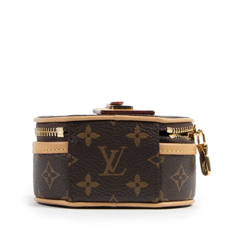 Louis Vuitton Mini Boite Chapeau Necklace Labellov Buy and Sell Authentic Luxury