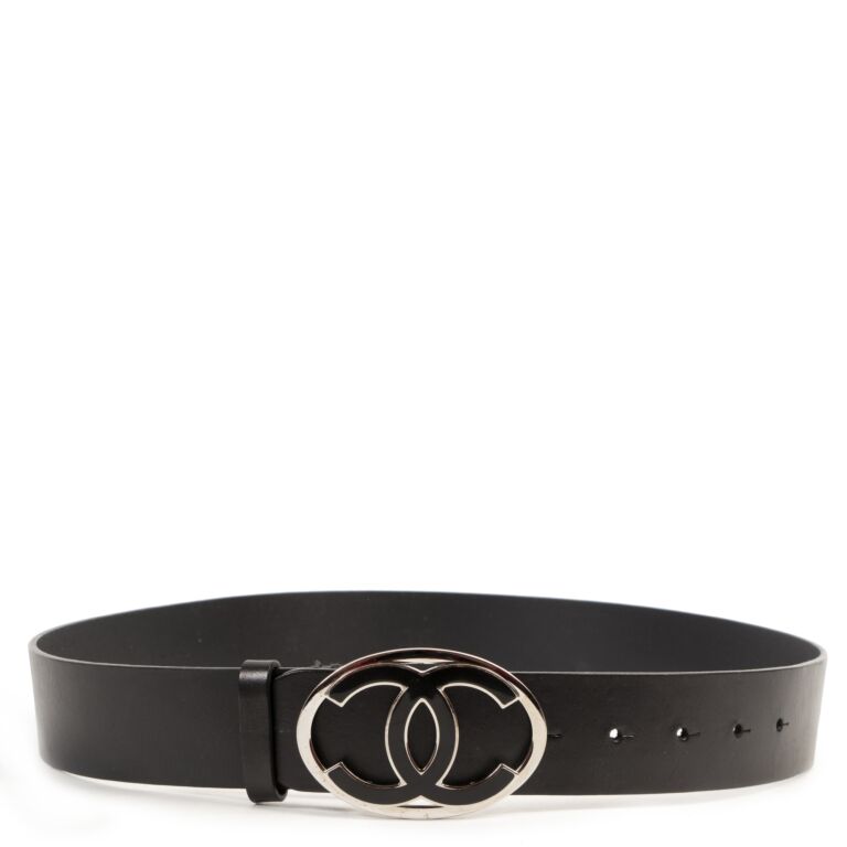 【送料無料】 Chanel Black Leather CC Buckle Belt - size 85 ○ Labellov 小物