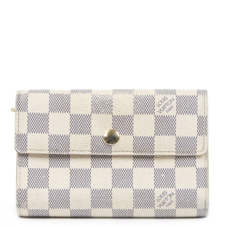 lv white damier wallet