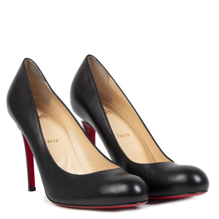 Louboutin hotsell decollete 868