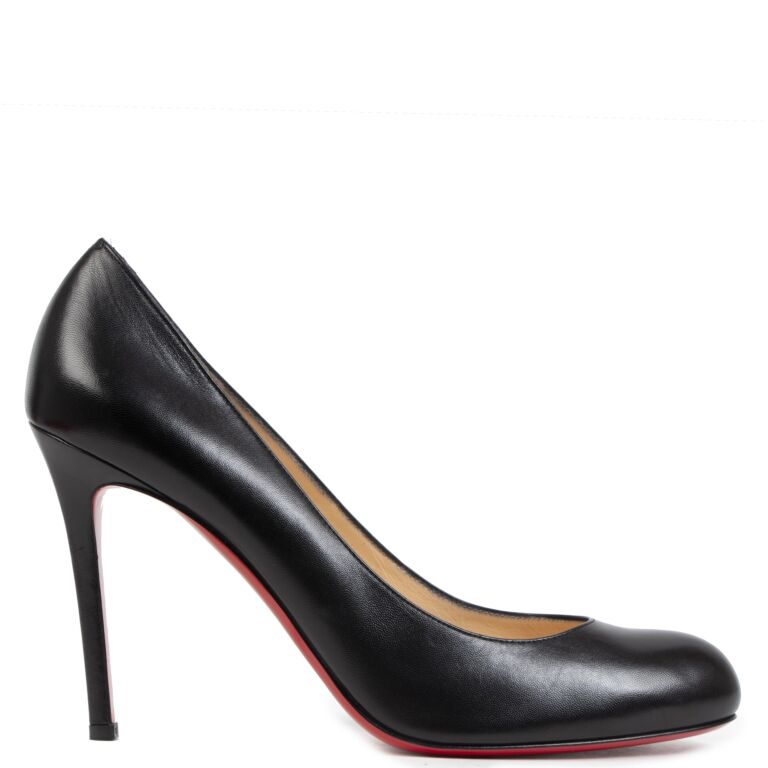Decollete pump clearance