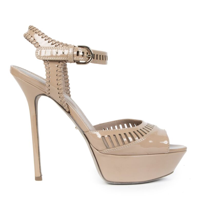 Sergio Rossi Nude Pelle Vit Vernice Peep Toe pumps size 39 5