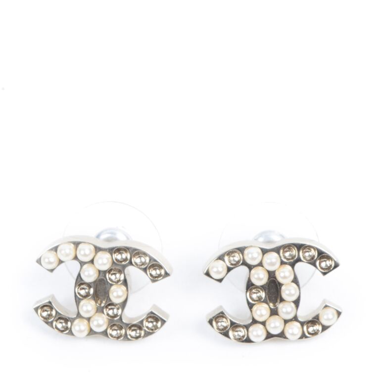 Chanel Pearl Embellished CC Earrings ○ Labellov ○ Buy and Sell Authentic  Luxury