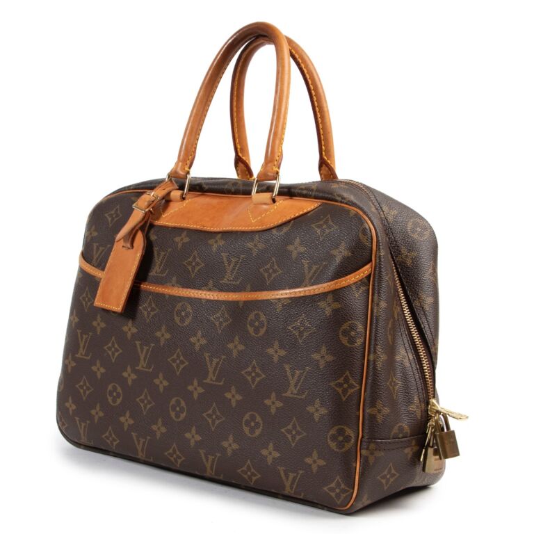 Louis Vuitton Chataigne LockMe Shopper Bag ○ Labellov ○ Buy and Sell  Authentic Luxury