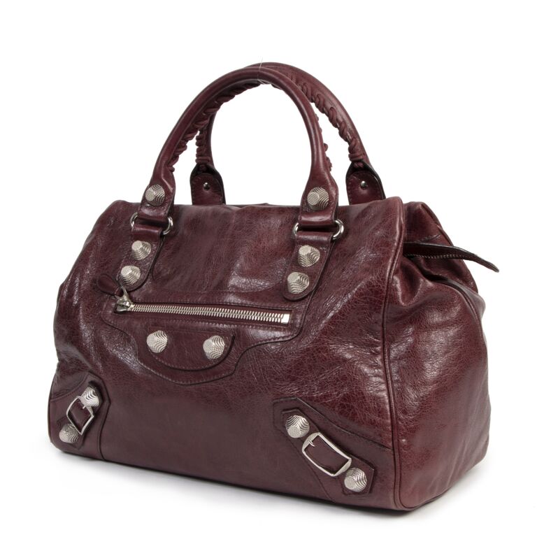 Balenciaga midday shop