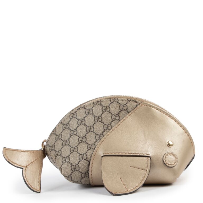 Gucci Cute Fish Coin Purse ○ Labellov ○ Buy and Sell Authentic Luxury