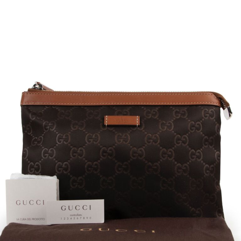 Gucci pouch clutch hotsell