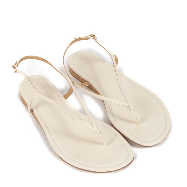 White sandals size 2 outlet