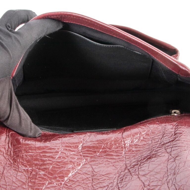 Blogger leather crossbody bag Saint Laurent Burgundy in Leather - 31950839