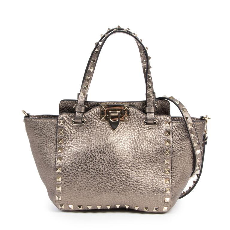 Valentino tote hotsell bag 2020