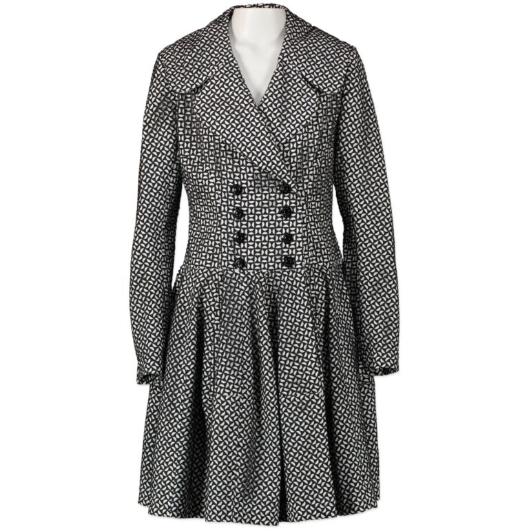 Alaïa Black White Cotton Coat - Size 42 ○ Labellov ○ Buy