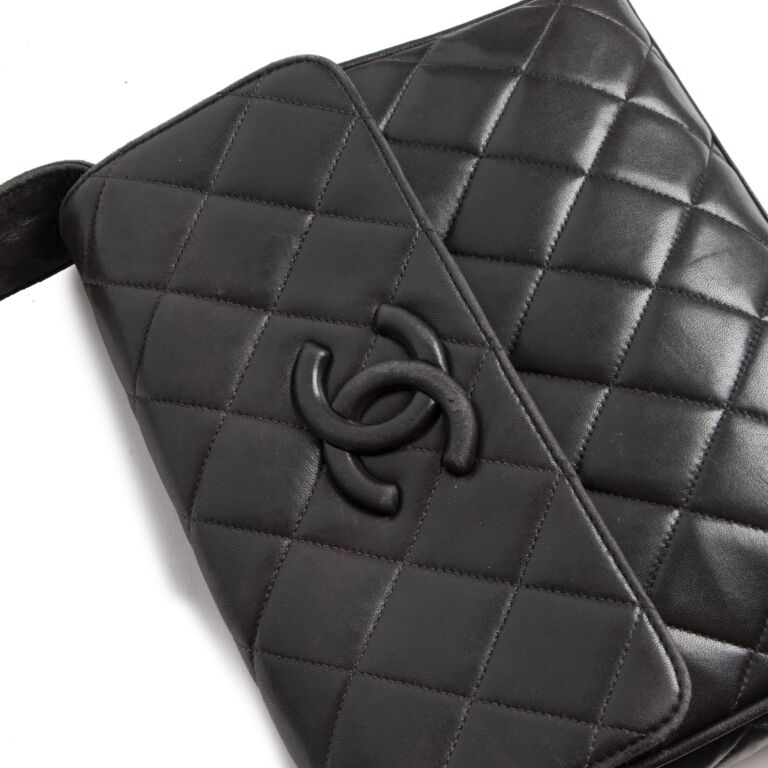 chanel black lambskin small Classic flap bag ○ Labellov ○ Buy