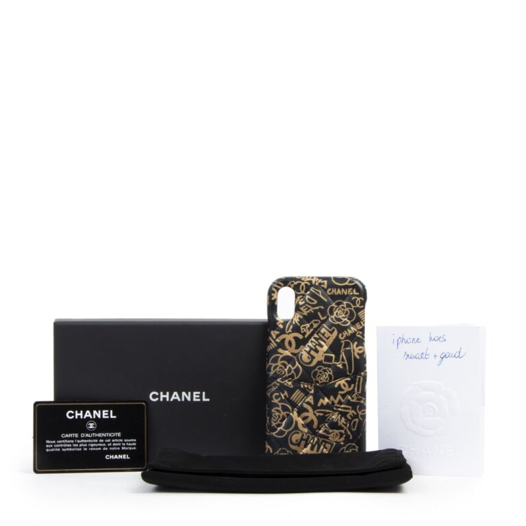 Vintage CHANEL black leather mobile phone, cellphone case, iPhone, ipo –  eNdApPi ***where you can find your favorite designer  vintages..authentic, affordable, and lovable.