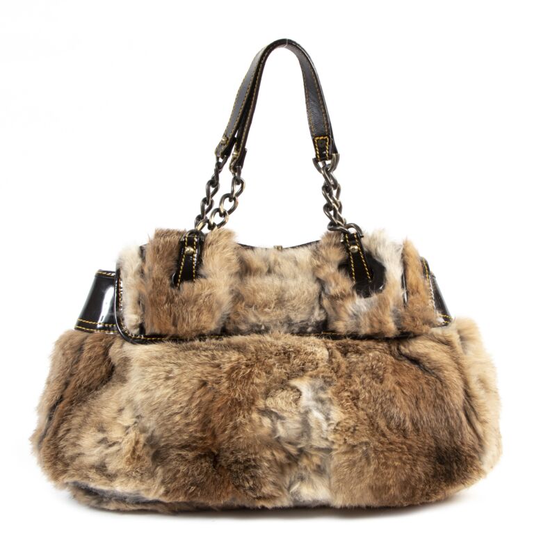 Vintage fendi shop fur bag