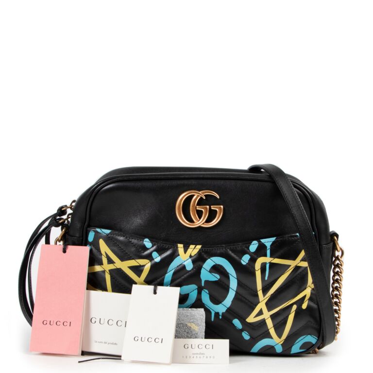 Gucci graffiti bag deals