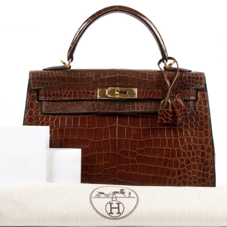 What's in My Bag, Hermes Kelly 32 Bag Review