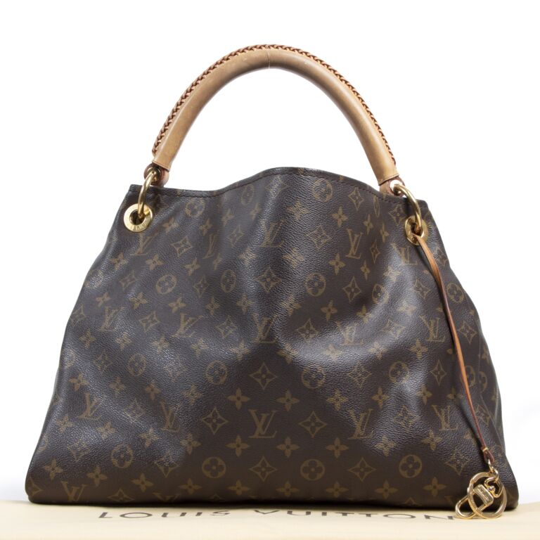 How can you tell if a Louis Vuitton Artsy bag is real? - Questions &  Answers