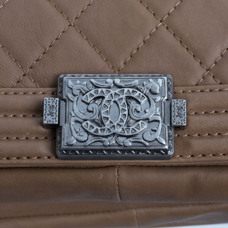 Chanel 2014 Paris-Dallas XL Boy Bag Orange Whipstitch Leather – Celebrity  Owned