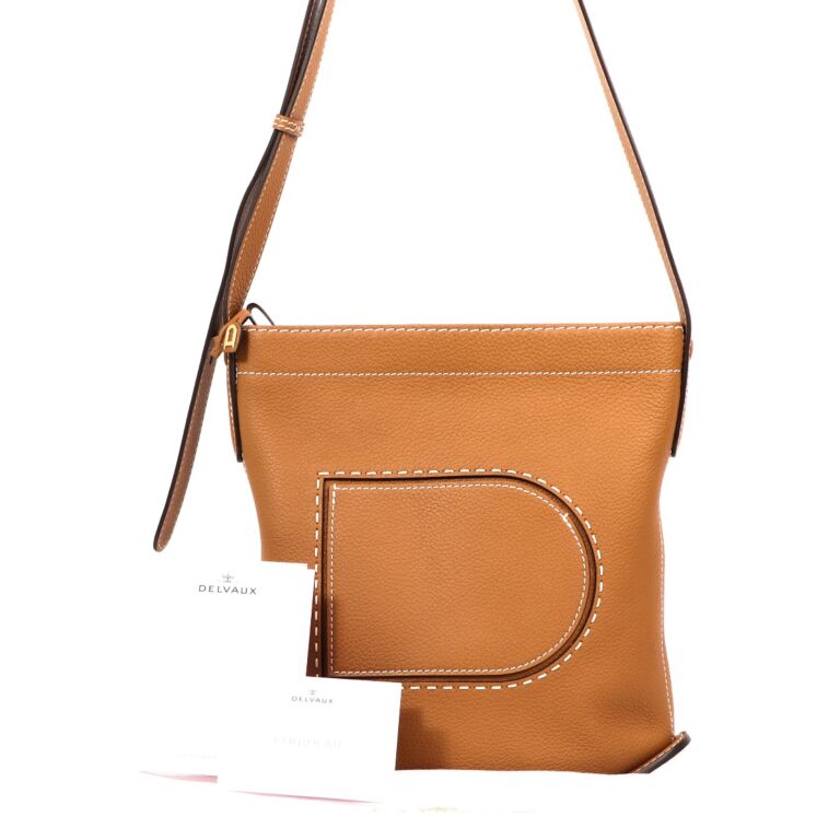 Delvaux Pin Daily Surpiqué Taurillon Soft ○ Labellov ○ Buy